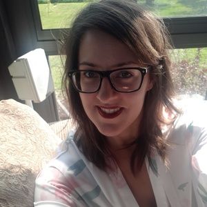 Meet your Posher, Natalie